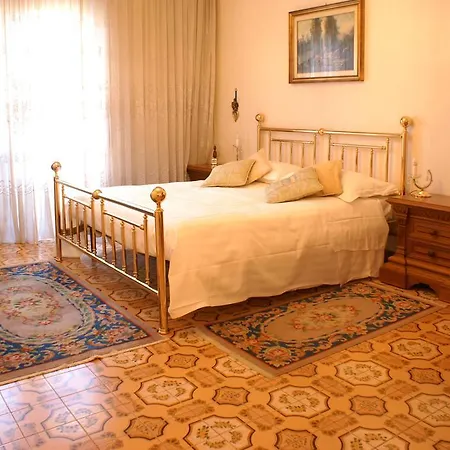 La Venere Di Rosi Apartment *